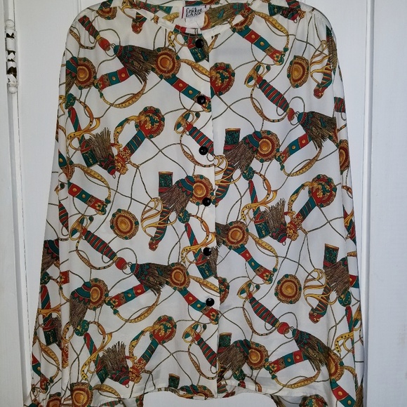 Button down blouse - Picture 2 of 3